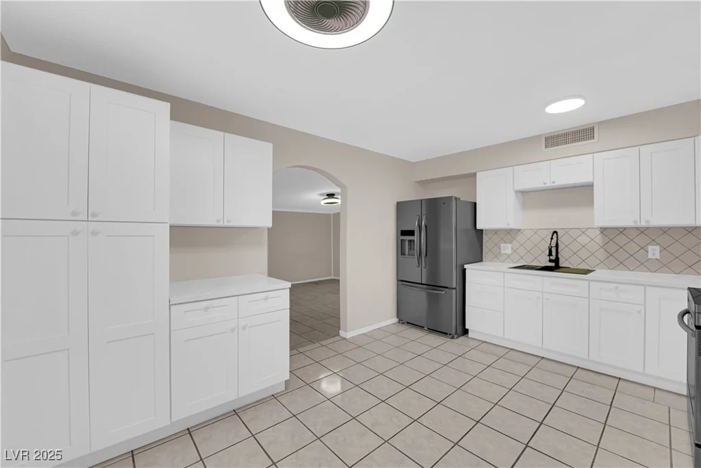 837 Salem, Las Vegas, NV 89107