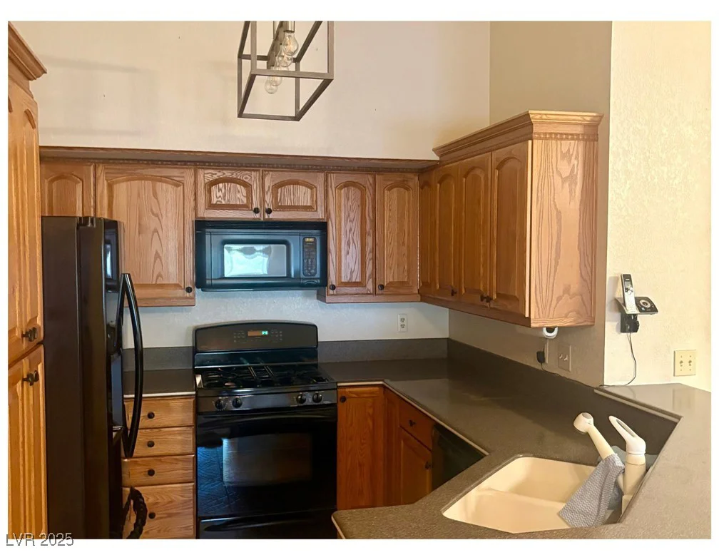 1502 White, Las Vegas, NV 89119