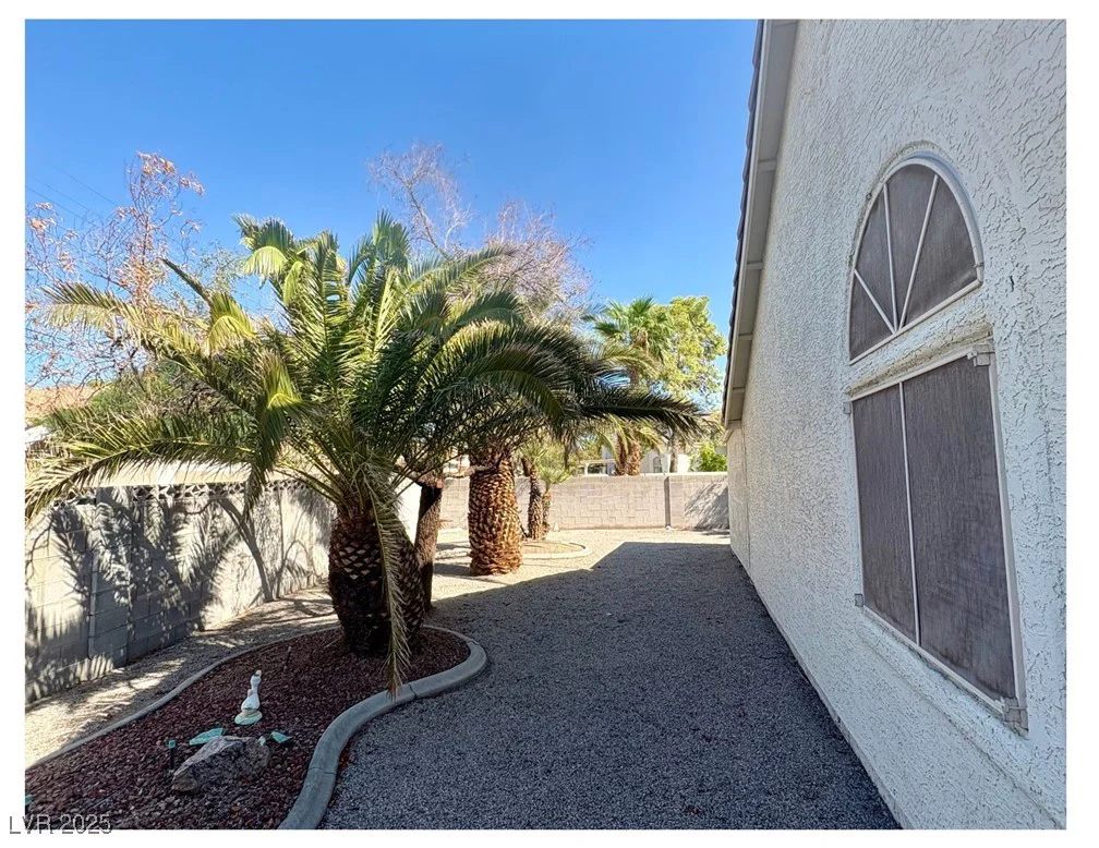 1502 White, Las Vegas, NV 89119