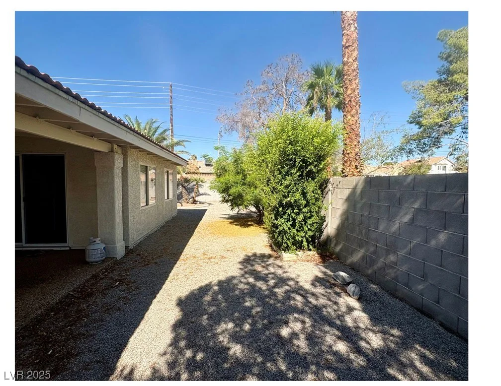 1502 White, Las Vegas, NV 89119