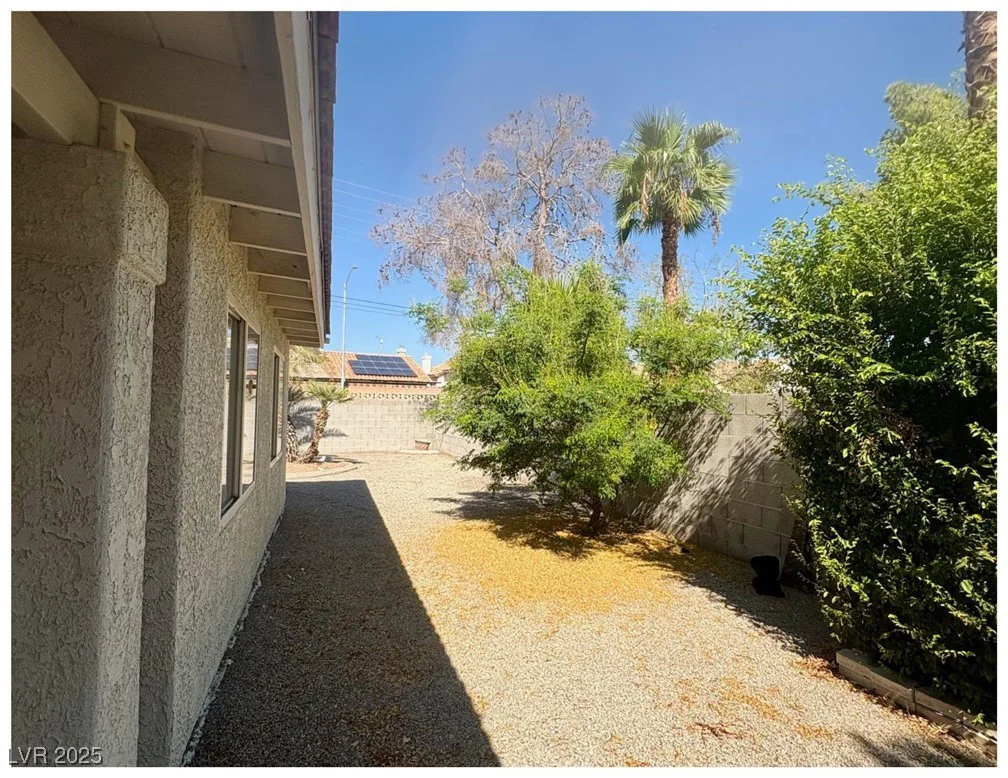 1502 White, Las Vegas, NV 89119