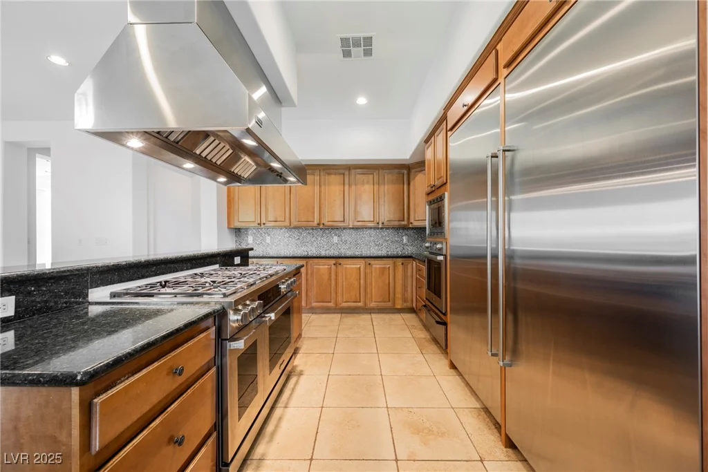 2230 Green Mountain, Las Vegas, NV 89135
