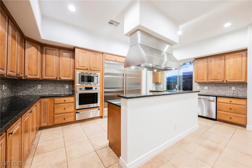 2230 Green Mountain, Las Vegas, NV 89135