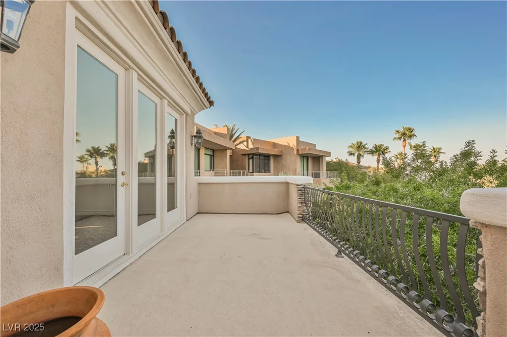 2230 Green Mountain, Las Vegas, NV 89135