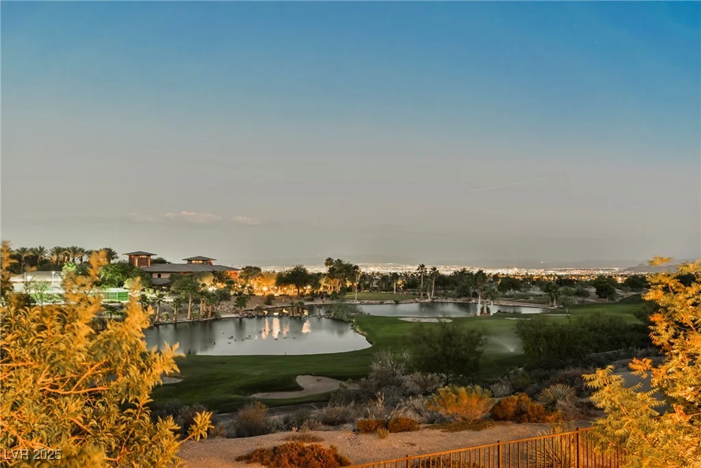 2230 Green Mountain, Las Vegas, NV 89135
