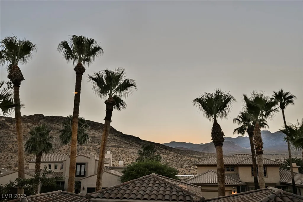 2230 Green Mountain, Las Vegas, NV 89135