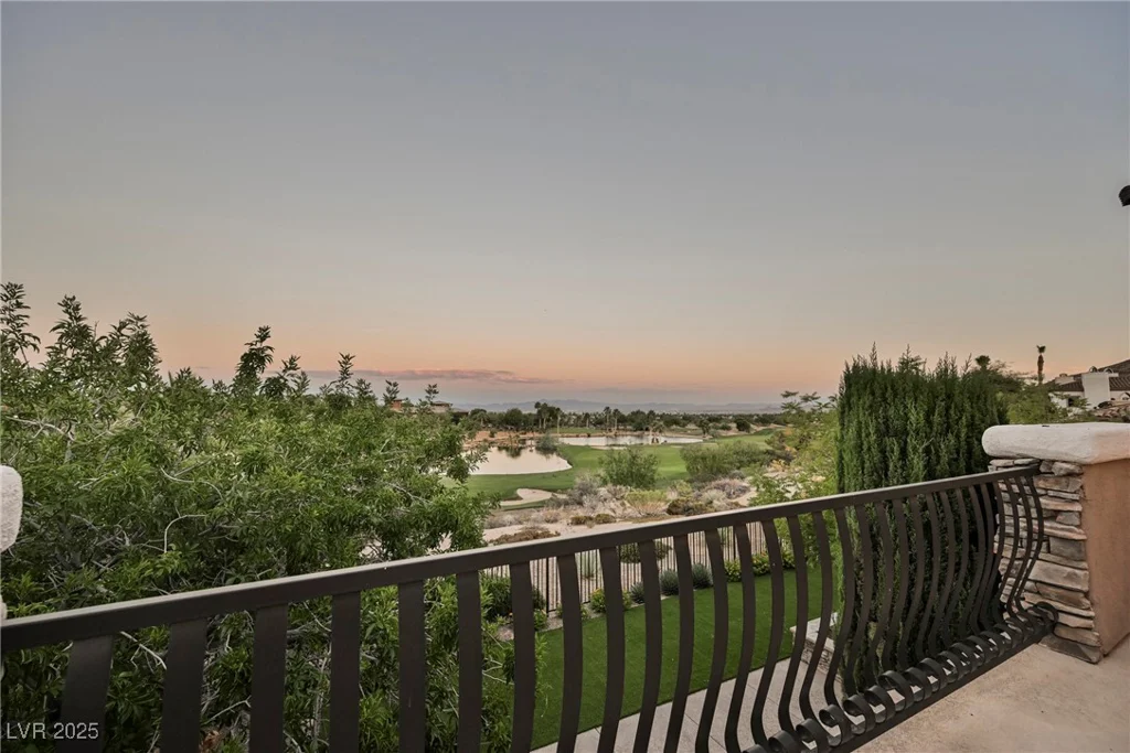 2230 Green Mountain, Las Vegas, NV 89135