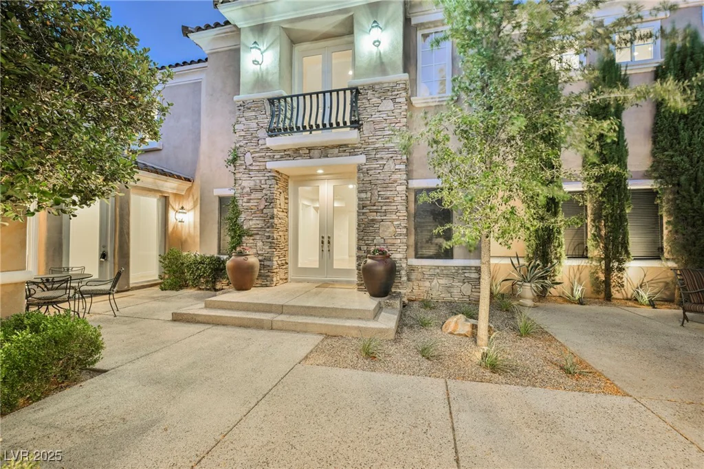 2230 Green Mountain, Las Vegas, NV 89135