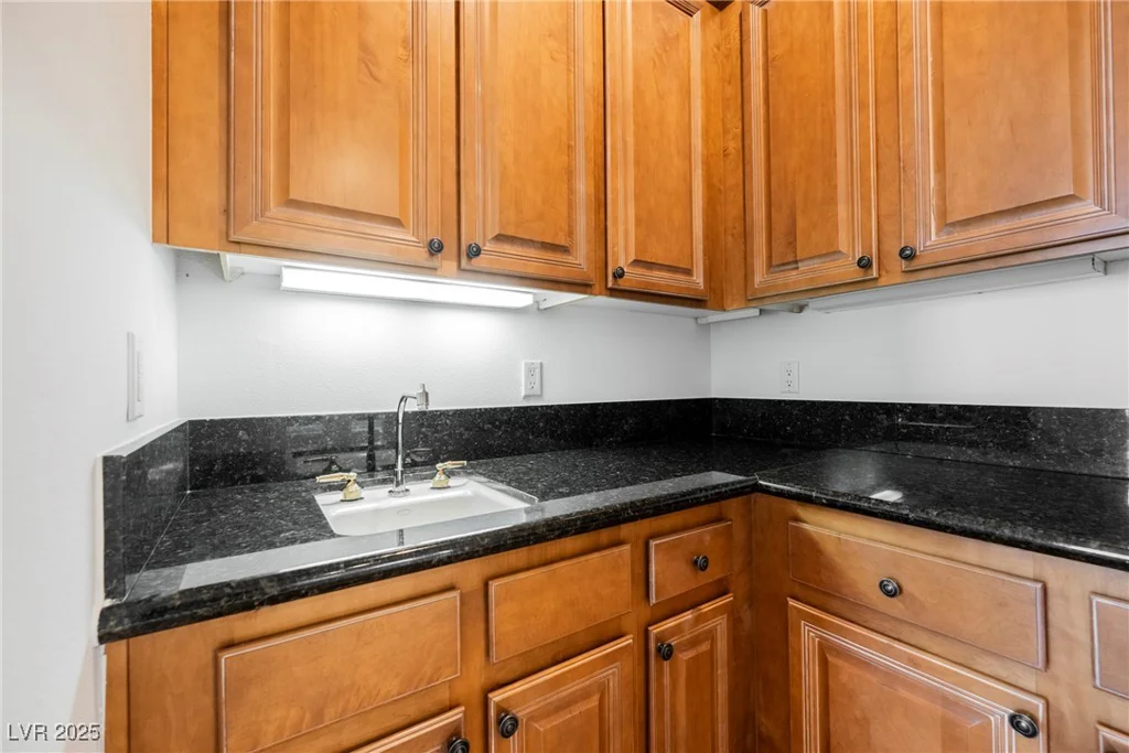 2230 Green Mountain, Las Vegas, NV 89135