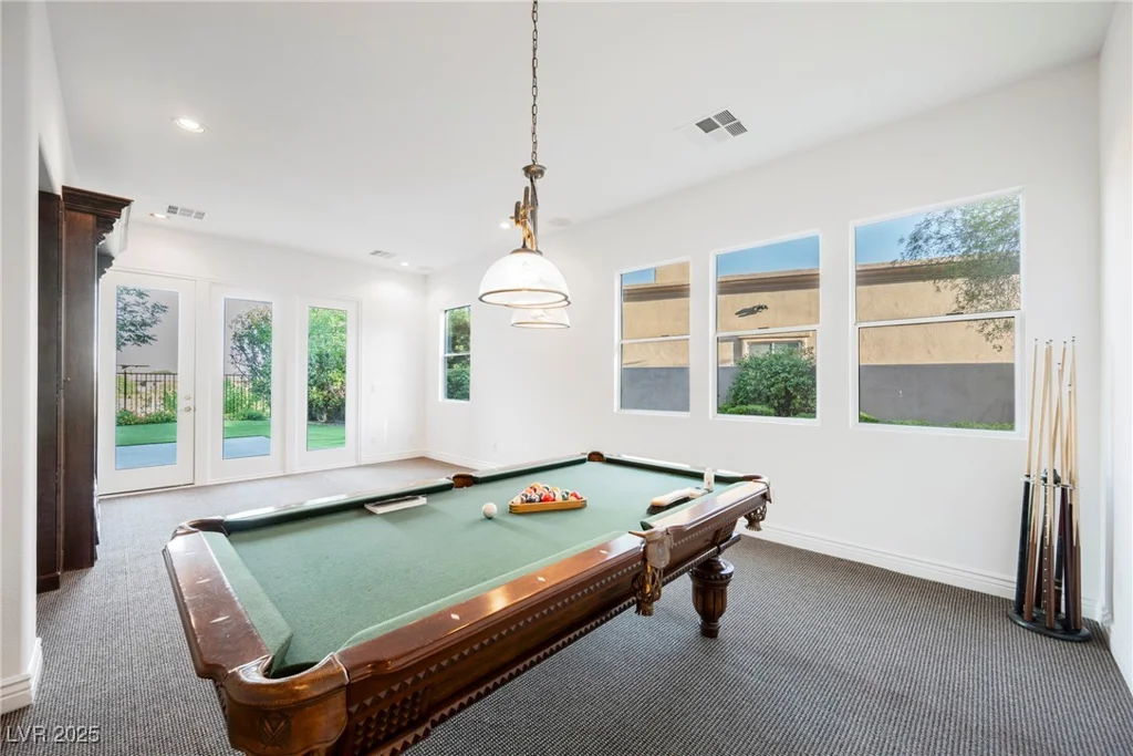 2230 Green Mountain, Las Vegas, NV 89135