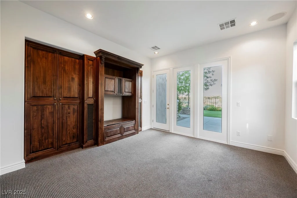 2230 Green Mountain, Las Vegas, NV 89135