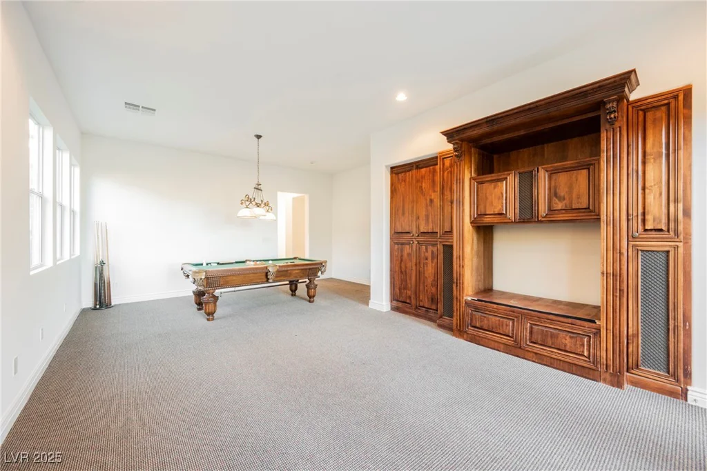 2230 Green Mountain, Las Vegas, NV 89135