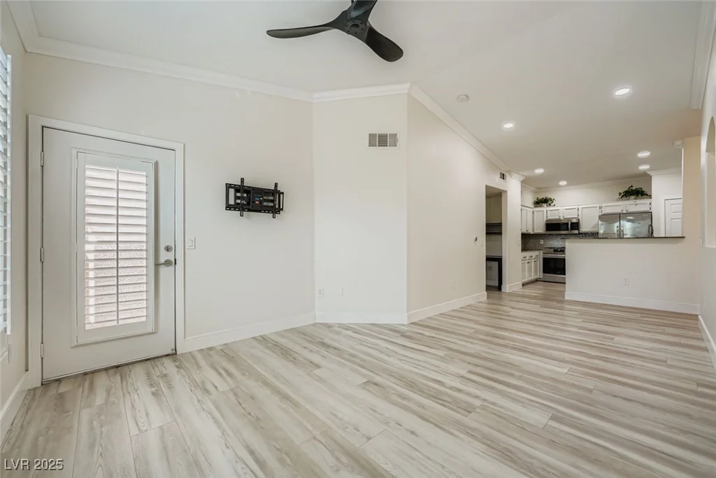 10550 Alexander, Las Vegas, NV 89129