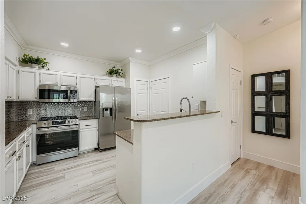 10550 Alexander, Las Vegas, NV 89129