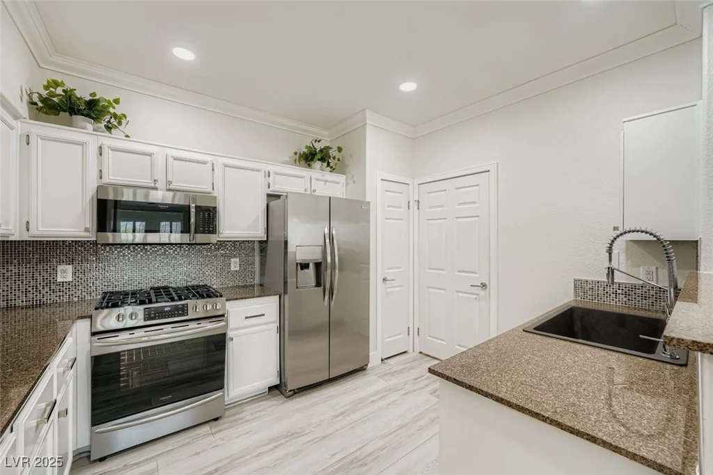10550 Alexander, Las Vegas, NV 89129