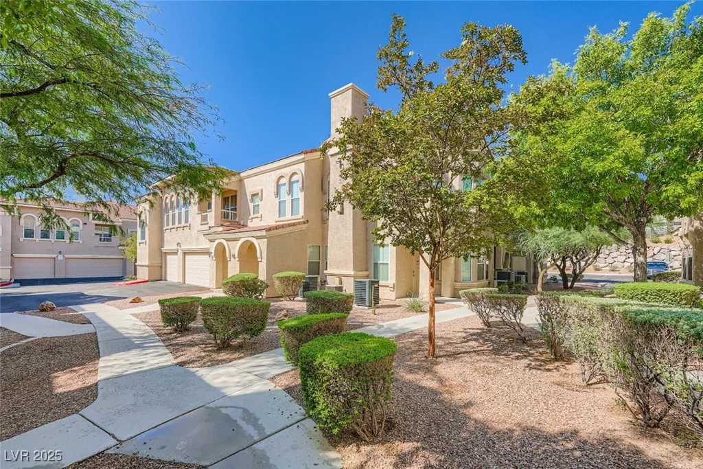 10550 Alexander, Las Vegas, NV 89129