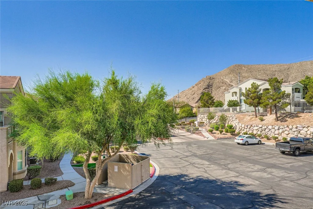 10550 Alexander, Las Vegas, NV 89129
