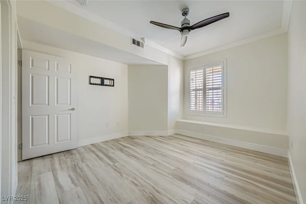 10550 Alexander, Las Vegas, NV 89129