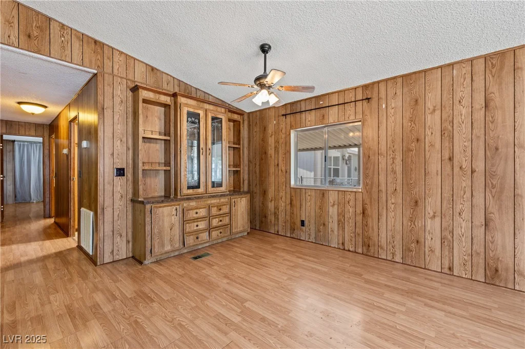 203 Trailzend, Overton, NV 89040