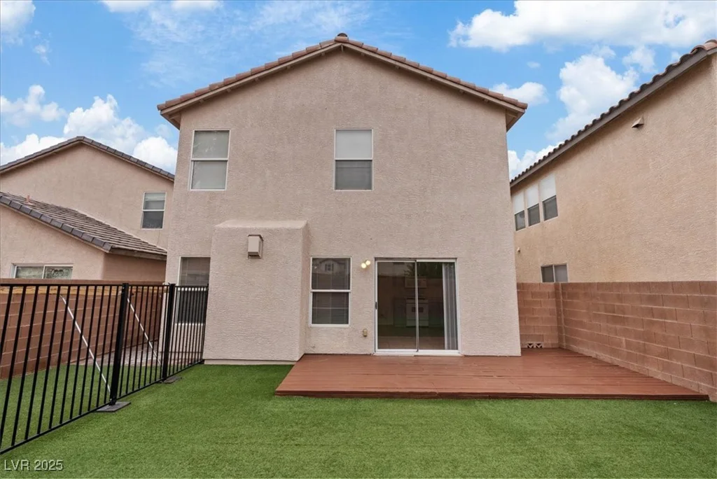 8416 Warthen Meadows, Las Vegas, NV 89131