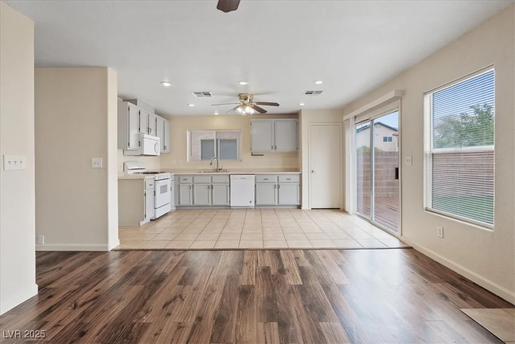 8416 Warthen Meadows, Las Vegas, NV 89131