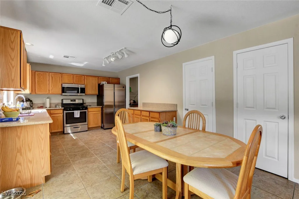 6325 Monarch Creek, Las Vegas, NV 89130