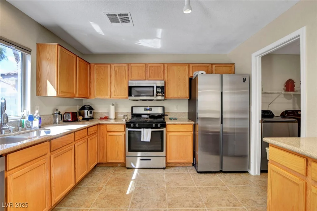 6325 Monarch Creek, Las Vegas, NV 89130