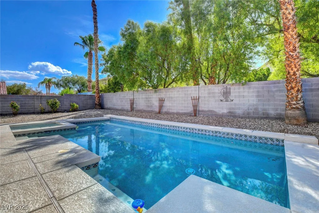 6325 Monarch Creek, Las Vegas, NV 89130