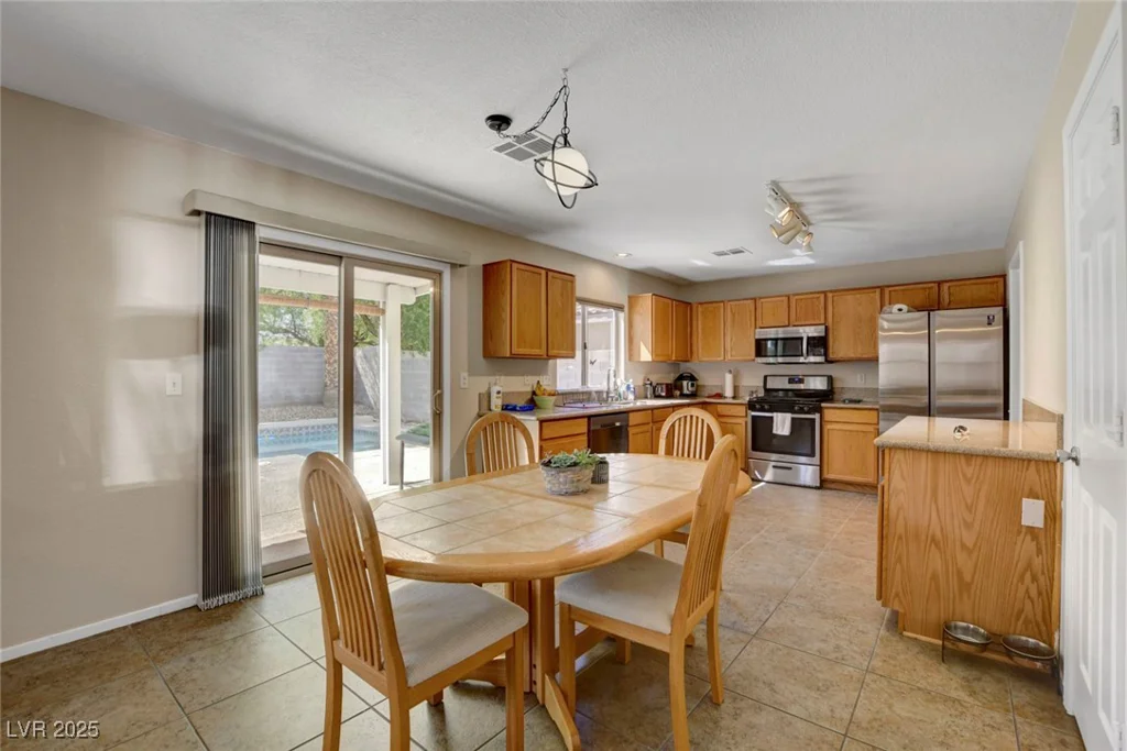 6325 Monarch Creek, Las Vegas, NV 89130