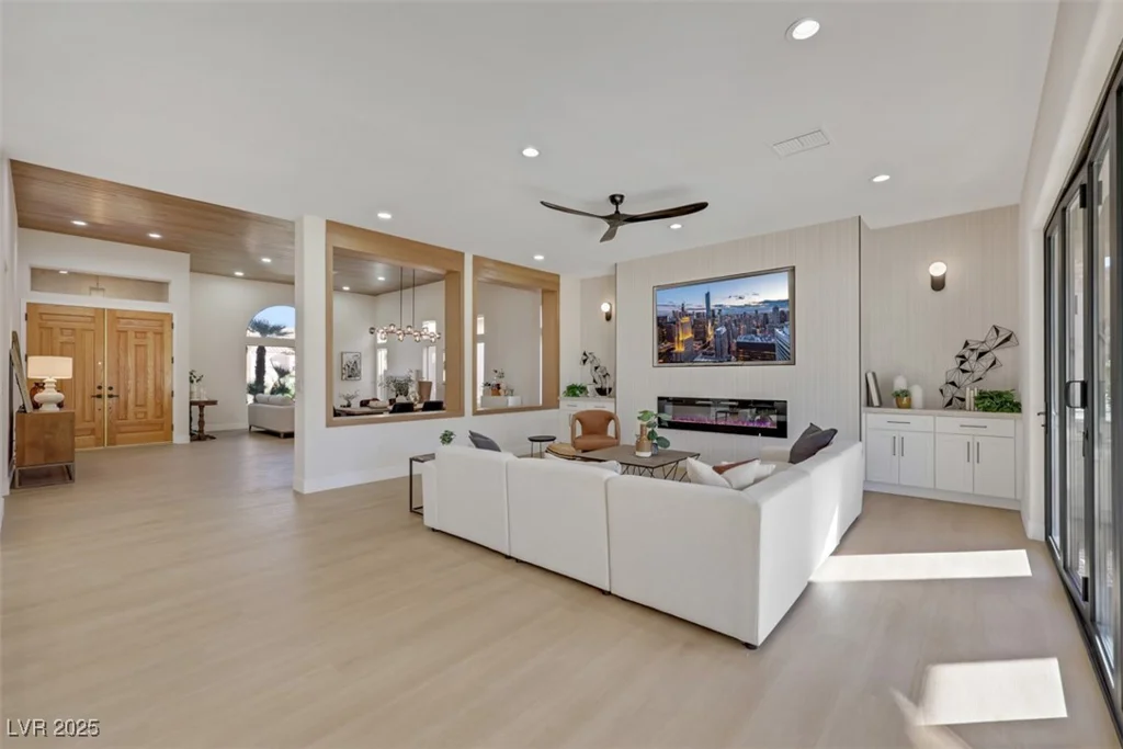 2621 Spalding, Las Vegas, NV 89134