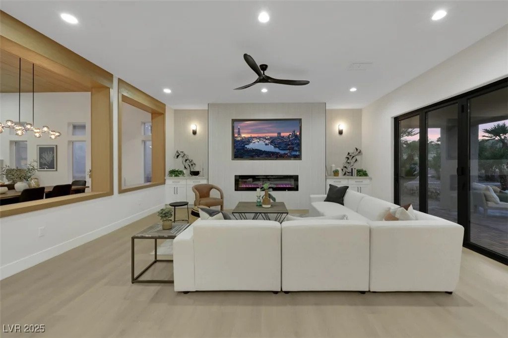 2621 Spalding, Las Vegas, NV 89134