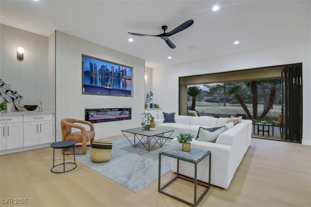 2621 Spalding, Las Vegas, NV 89134