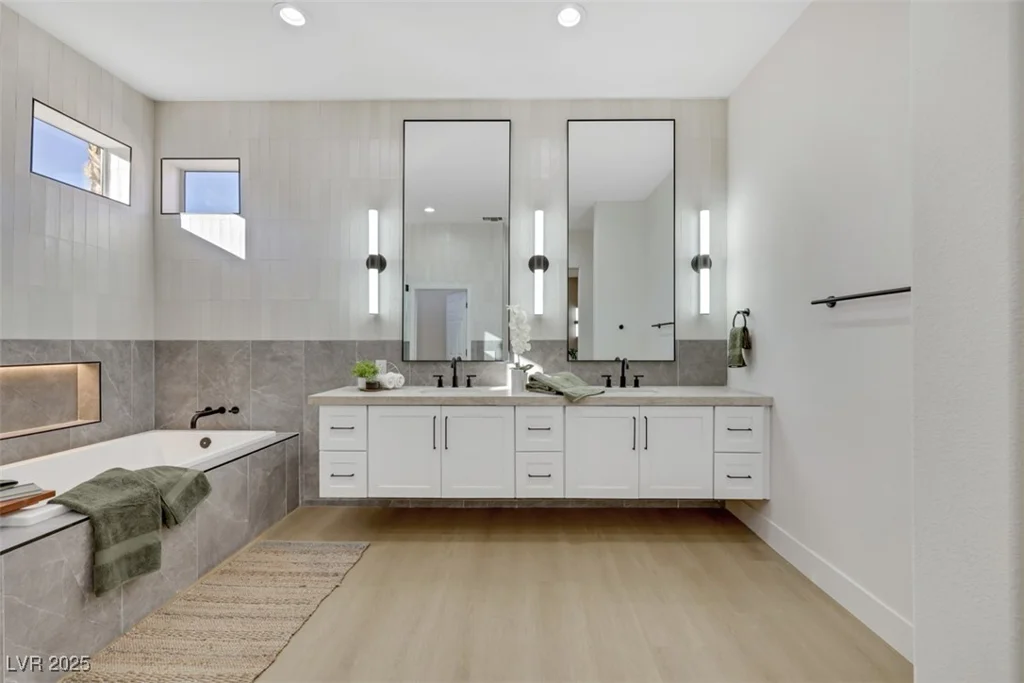 2621 Spalding, Las Vegas, NV 89134