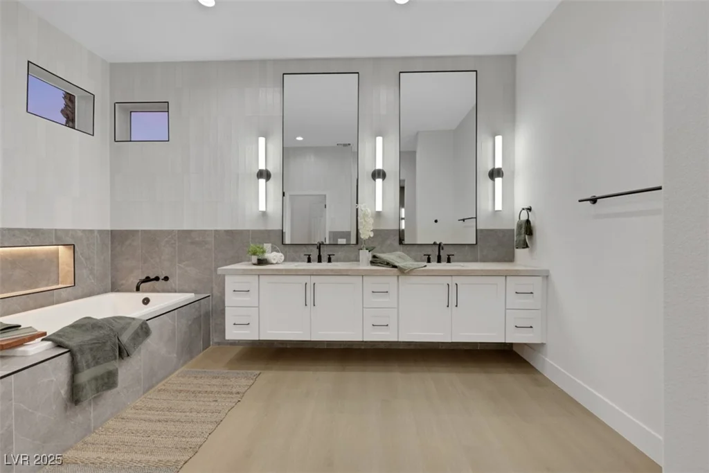 2621 Spalding, Las Vegas, NV 89134