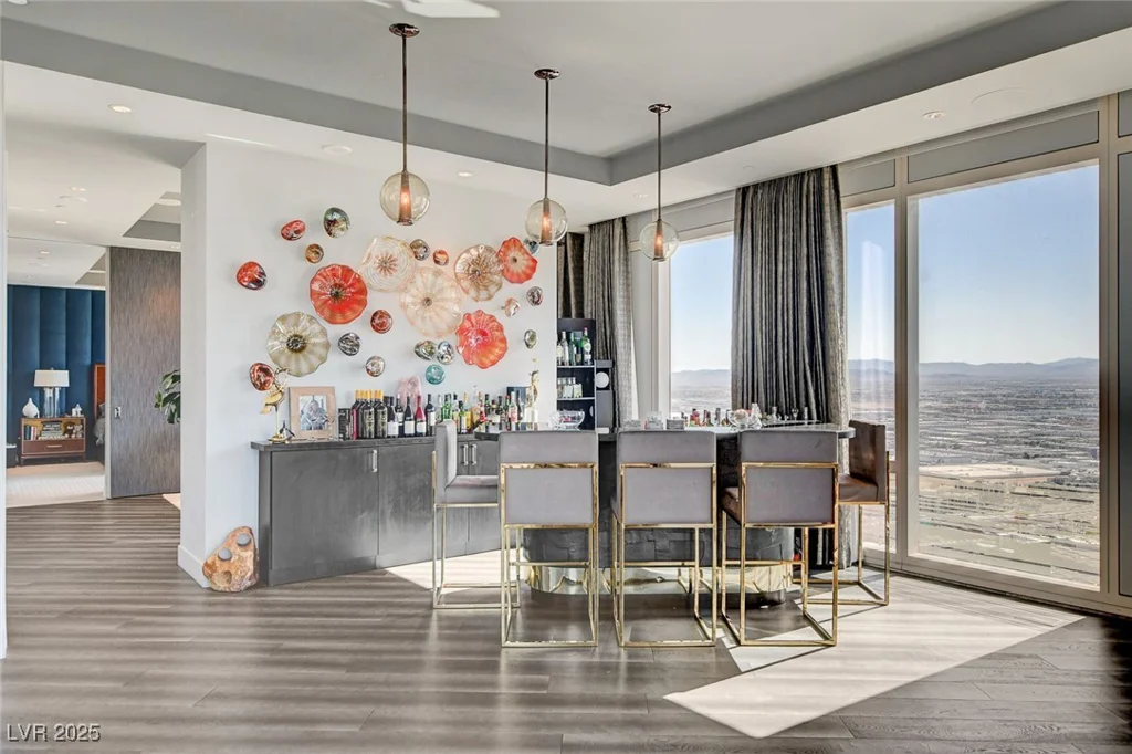 3750 LAS VEGAS BL, Las Vegas, NV 89158