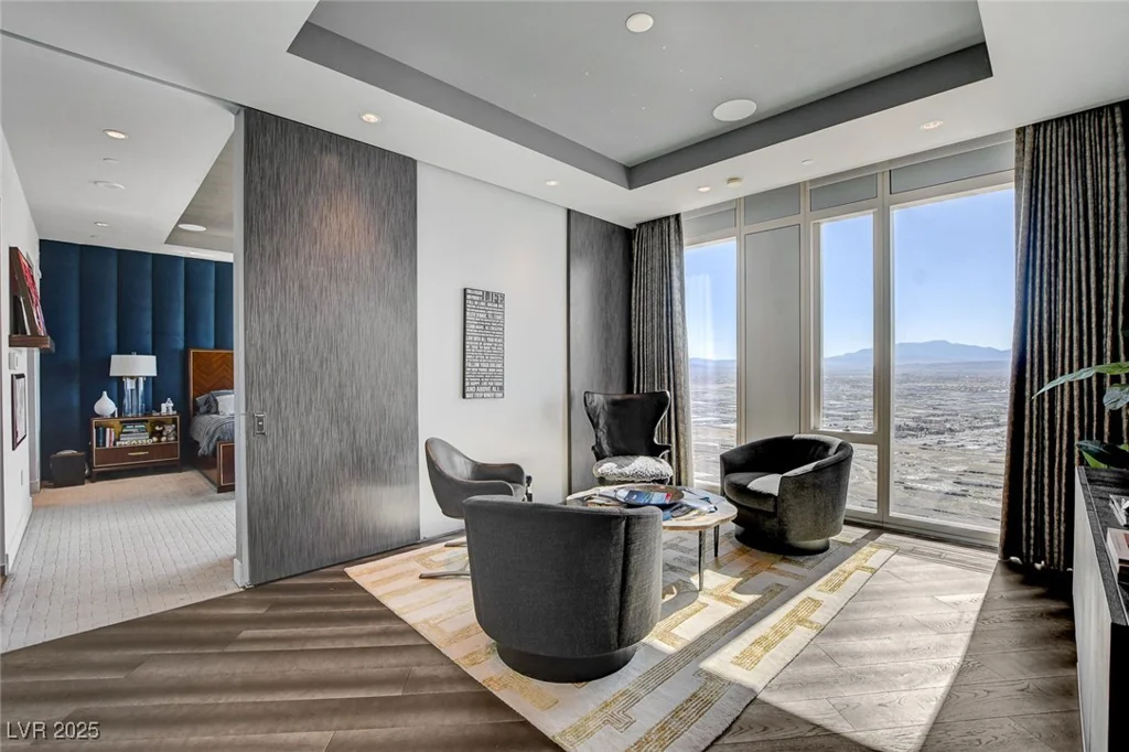 3750 LAS VEGAS BL, Las Vegas, NV 89158
