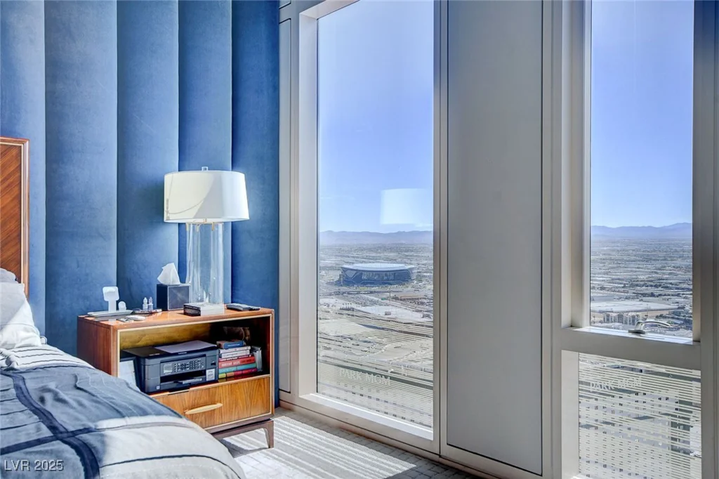 3750 LAS VEGAS BL, Las Vegas, NV 89158