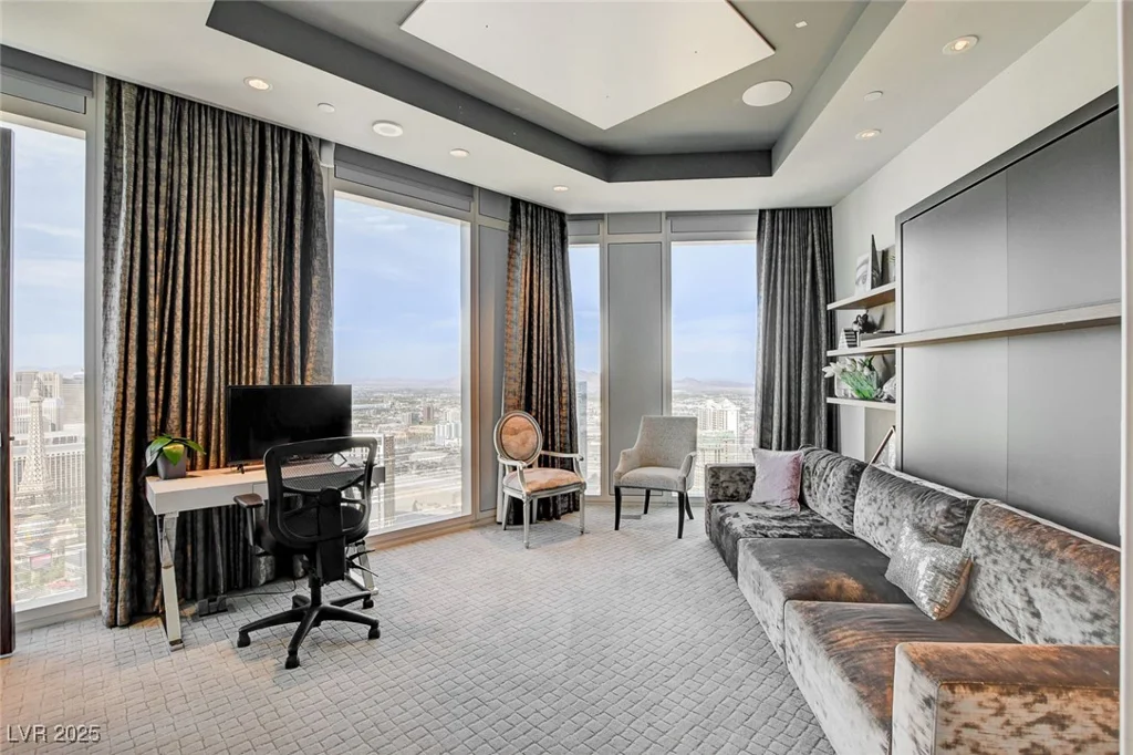 3750 LAS VEGAS BL, Las Vegas, NV 89158