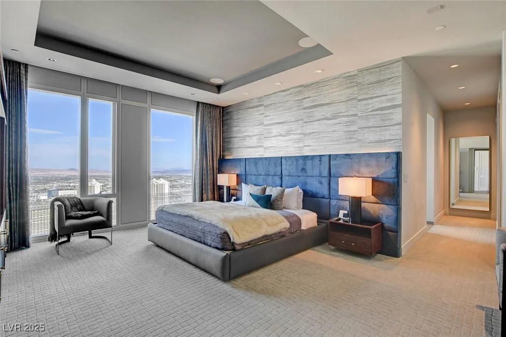 3750 LAS VEGAS BL, Las Vegas, NV 89158