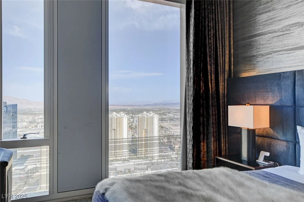 3750 LAS VEGAS BL, Las Vegas, NV 89158