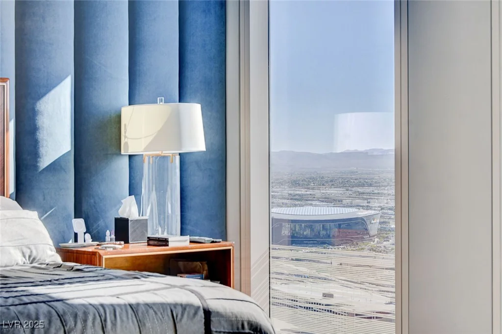 3750 LAS VEGAS BL, Las Vegas, NV 89158