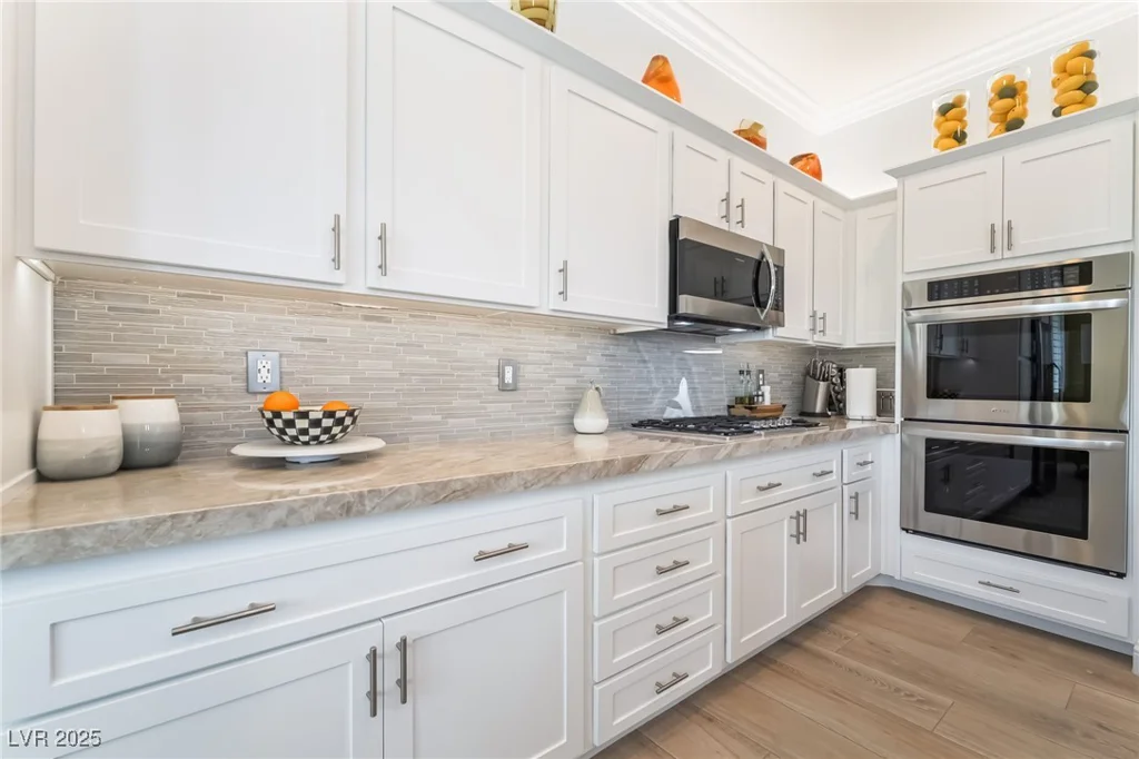 10457 Abbotsbury, Las Vegas, NV 89135