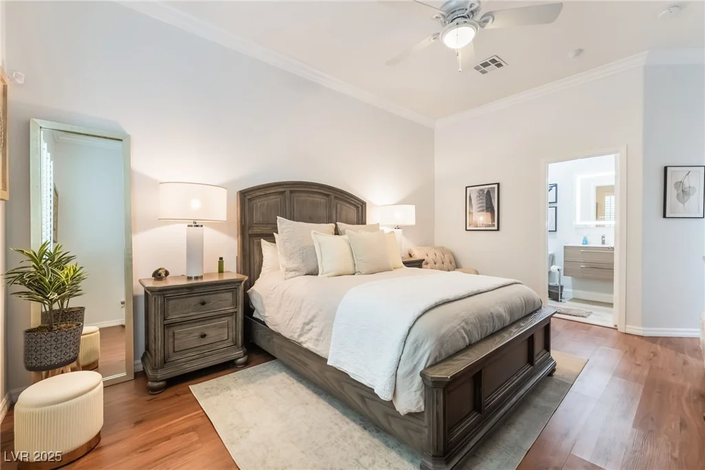 10457 Abbotsbury, Las Vegas, NV 89135