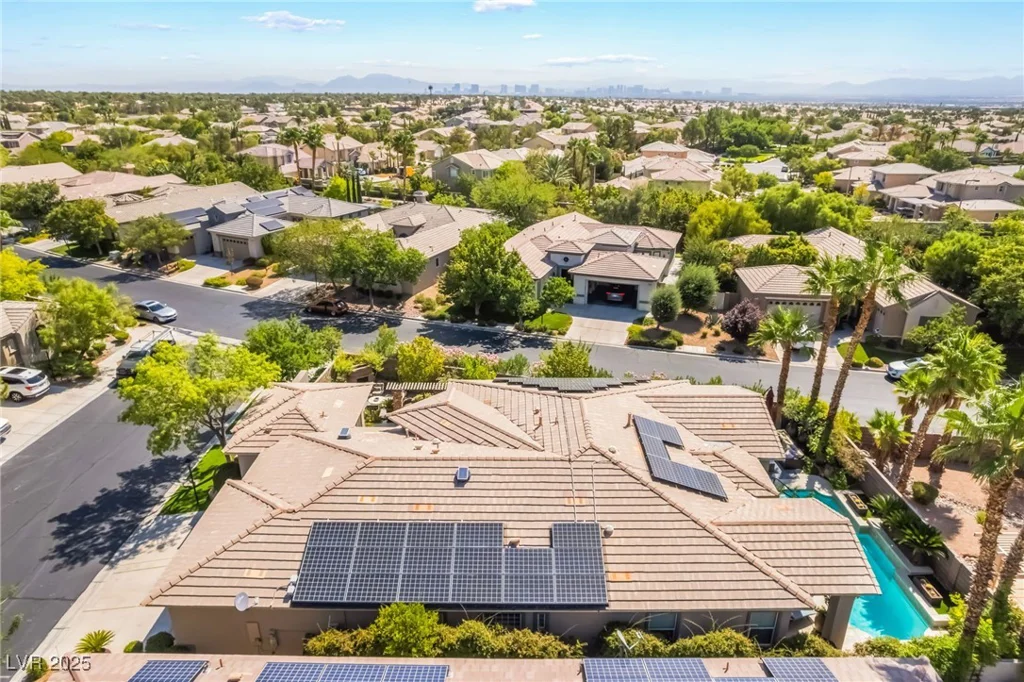 10457 Abbotsbury, Las Vegas, NV 89135