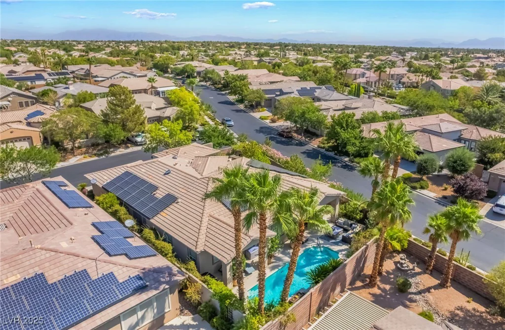 10457 Abbotsbury, Las Vegas, NV 89135