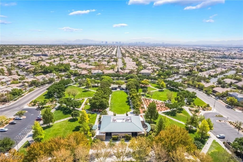 10457 Abbotsbury, Las Vegas, NV 89135