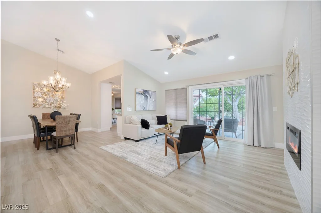 8812 Marble, Las Vegas, NV 89134