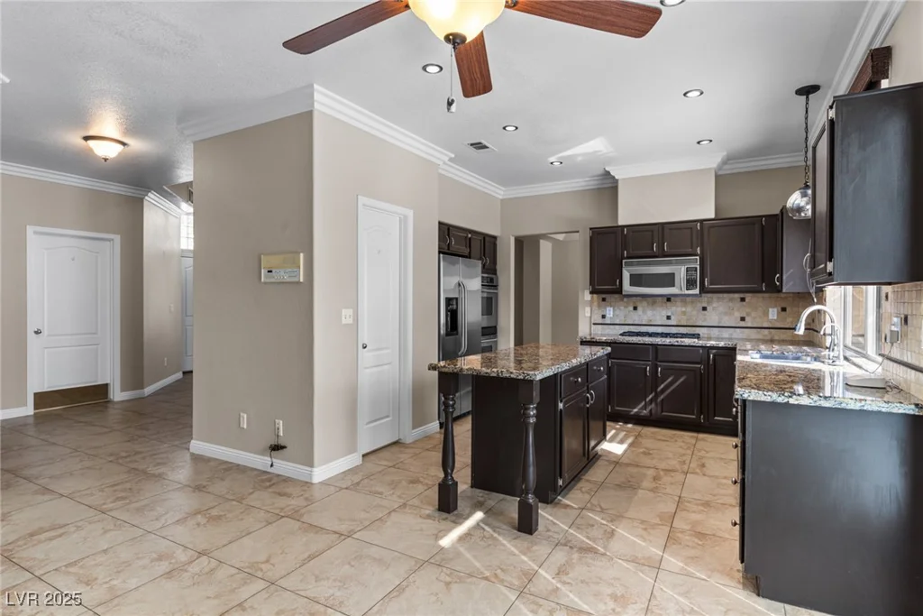 20 Lantern Glow, Henderson, NV 89074