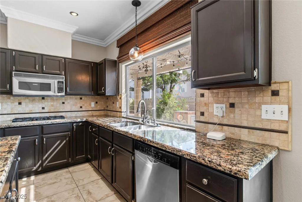 20 Lantern Glow, Henderson, NV 89074