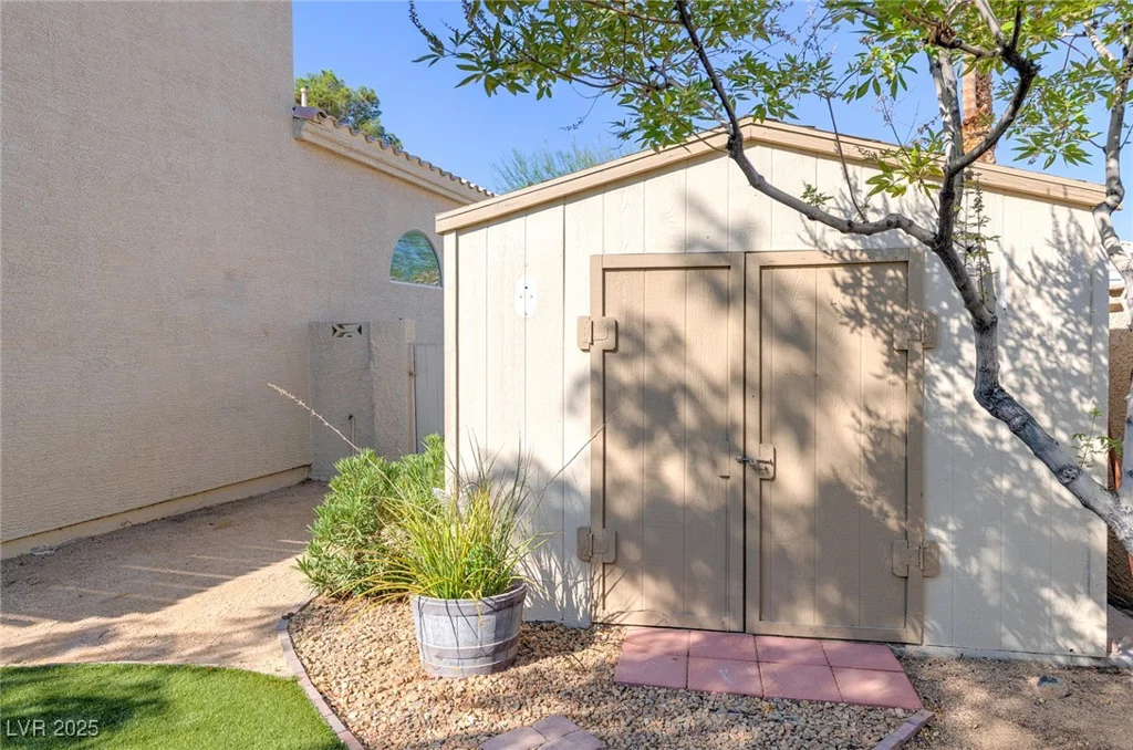 20 Lantern Glow, Henderson, NV 89074